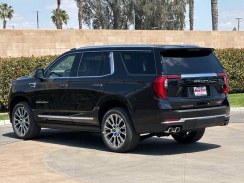 New 2026 GMC Yukon Denali w/ Denali Reserve Package AWD/4WD image 6