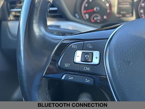 Used 2020 Volkswagen Passat 2.0T SE image 19