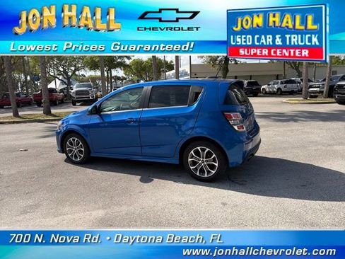 Used 2020 Chevrolet Sonic LT w/ Convenience Package image 6
