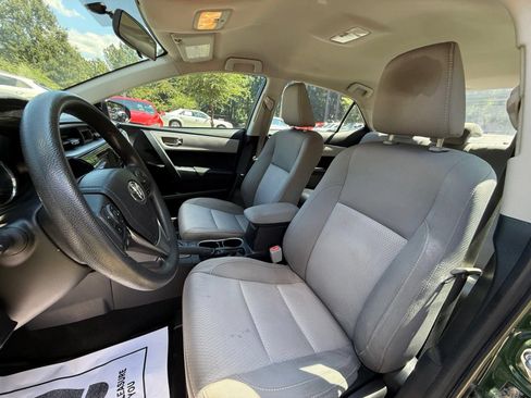 Used 2014 Toyota Corolla LE FWD image 38