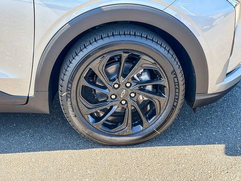 New 2027 Chevrolet Bolt RS image 9