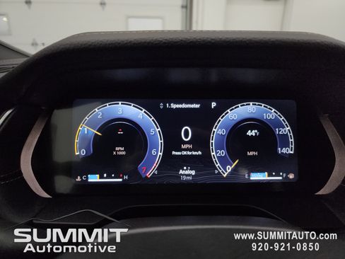 New 2025 Jeep Grand Cherokee Limited w/ Black Appearance Package image 10