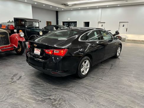 Used 2024 Chevrolet Malibu LS FWD image 5