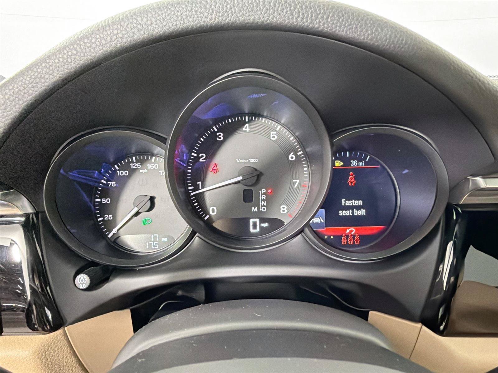 Certified 2026 Porsche Macan Turbo AWD/4WD image 19