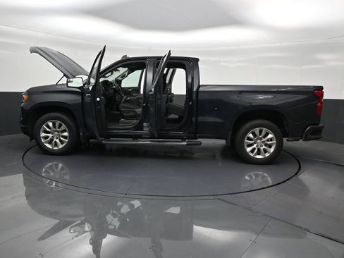 Used 2023 Chevrolet Silverado 1500 Custom RWD image 33
