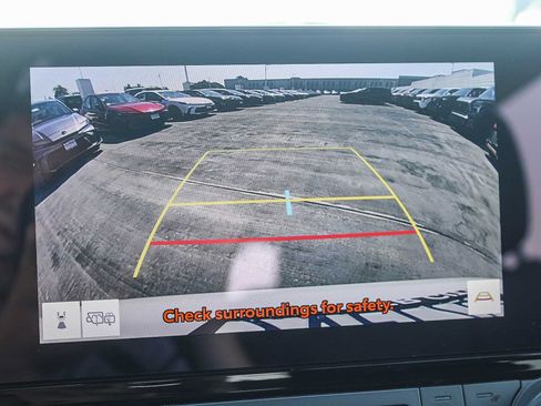 Used 2025 Toyota Grand Highlander FWD image 25