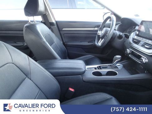 Used 2019 Nissan Altima 2.5 Platinum FWD image 10