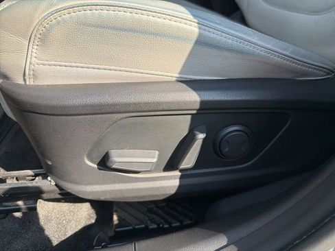 Used 2022 Hyundai Tucson Limited image 10