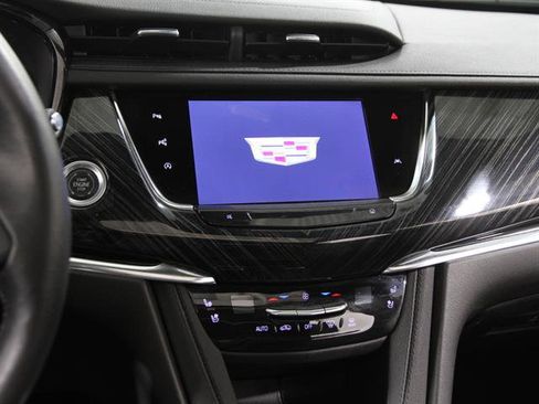 Certified 2023 Cadillac XT6 Premium Luxury w/ Technology Package image 9