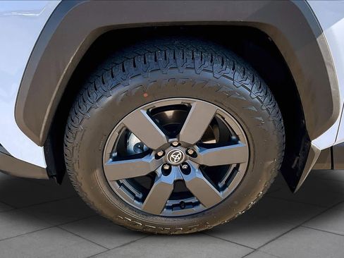 Used 2026 Toyota RAV4 FWD image 10