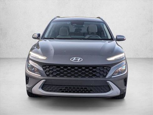Used 2023 Hyundai Kona SEL w/ Convenience Package FWD image 2