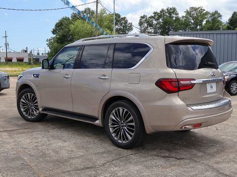 Used 2019 INFINITI QX80 Luxe w/ 22" Wheel Package RWD image 2
