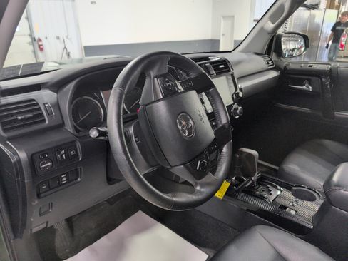 Used 2020 Toyota 4Runner TRD Pro AWD/4WD image 9