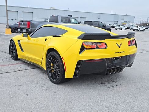 Used 2016 Chevrolet Corvette Z06 w/ 3LZ Preferred Equipment Group image 4