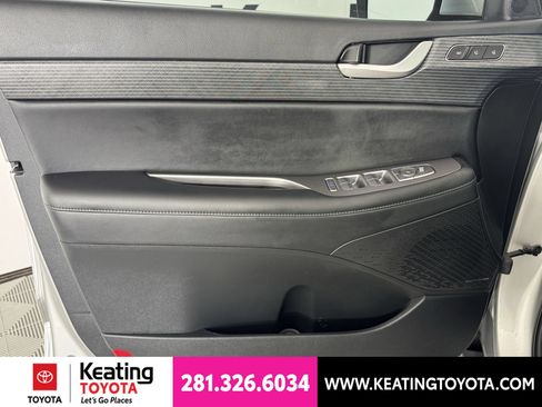 Used 2024 Hyundai Palisade Limited FWD image 11
