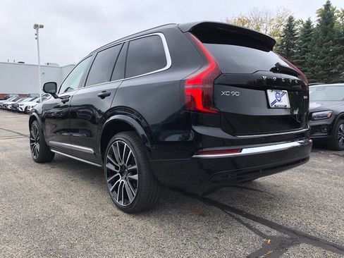 New 2026 Volvo XC90 B6 Plus w/ Protection Package Premier image 4