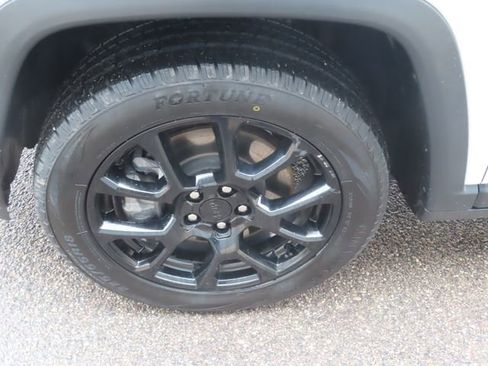 Used 2023 Jeep Compass Altitude w/ Convenience Group image 15