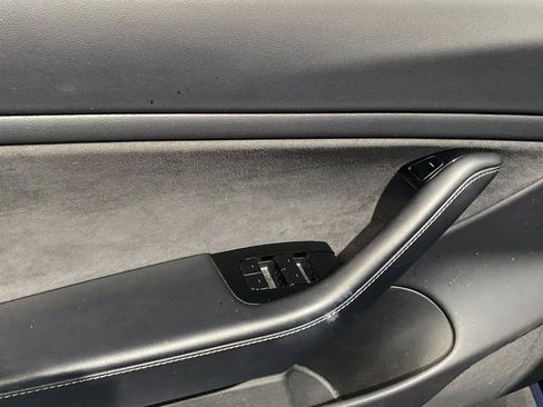 Used 2020 Tesla Model 3 Long Range image 11