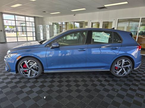 New 2026 Volkswagen GTI SE FWD image 6
