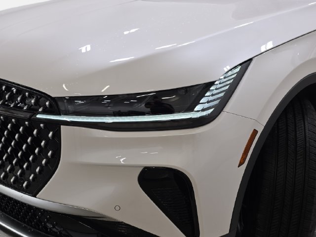 New 2026 Lincoln Nautilus Premier AWD/4WD image 27