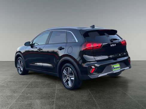 Used 2022 Kia Niro LXS w/ Digital Cluster Package image 6