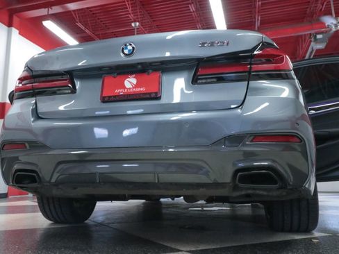 Used 2022 BMW 530i w/ M Sport Package RWD image 37