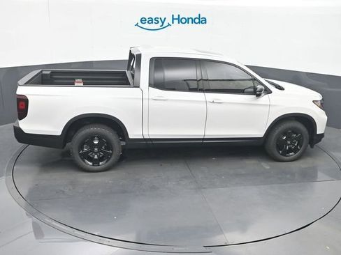 Used 2025 Honda Ridgeline Black Edition image 26
