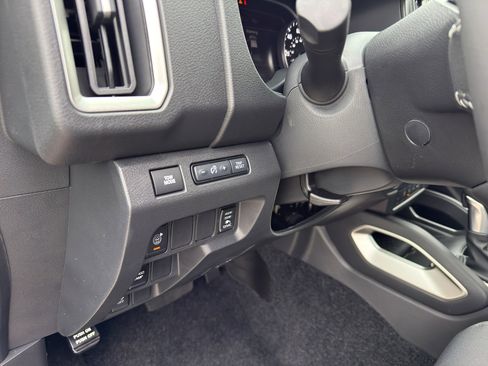 New 2026 Nissan Frontier SV AWD/4WD image 15