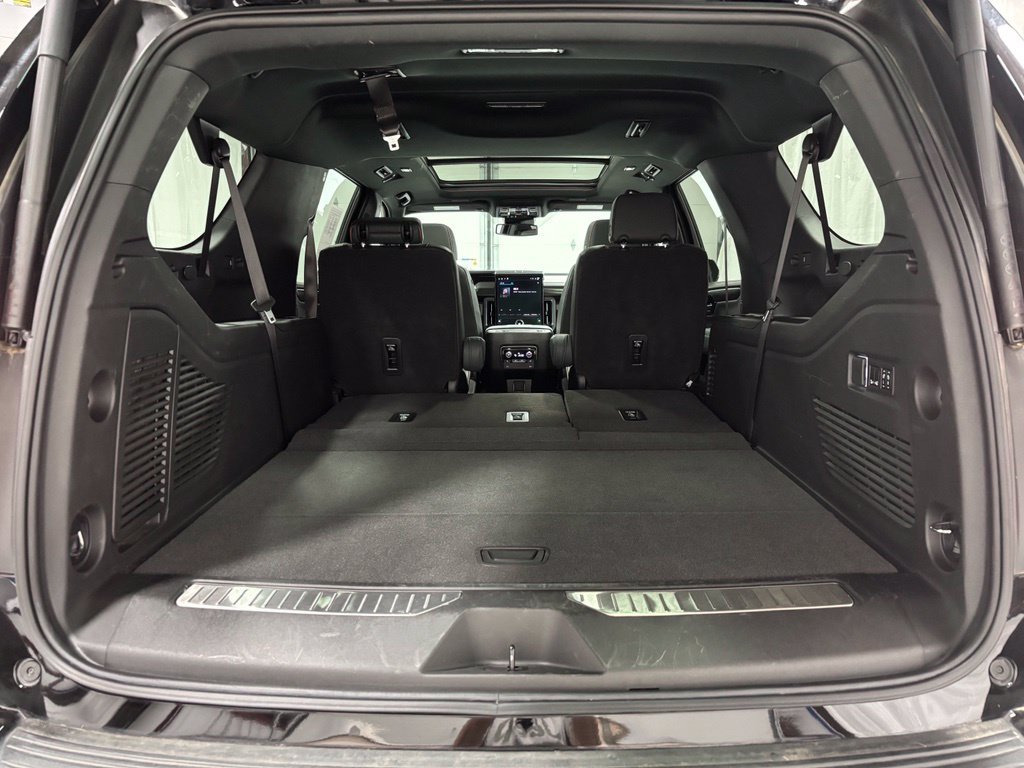Used 2026 GMC Yukon XL AT4 AWD/4WD image 49