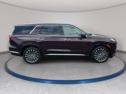 Used 2024 Hyundai Palisade Calligraphy AWD/4WD image 4