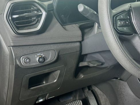 Used 2024 Chevrolet TrailBlazer LS image 16