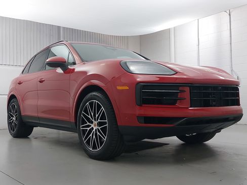 New 2026 Porsche Cayenne image 9