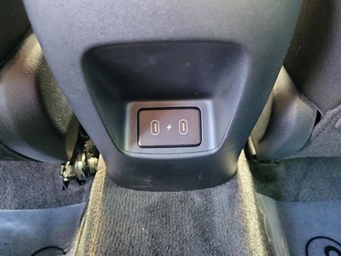 Certified 2025 Hyundai Elantra Sport image 12