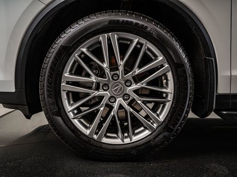 Used 2023 Acura MDX SH-AWD w/ Advance Package image 13