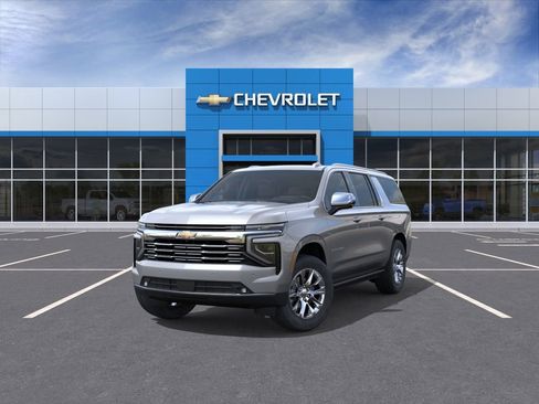 New 2026 Chevrolet Suburban Premier AWD/4WD image 8
