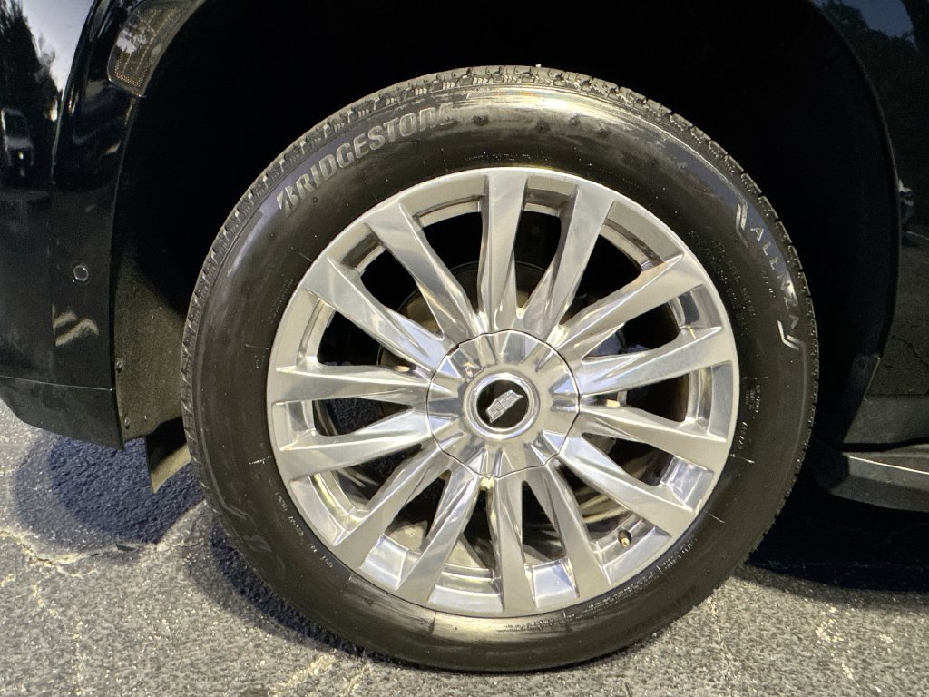 Used 2024 Cadillac Escalade ESV Premium Luxury RWD image 12