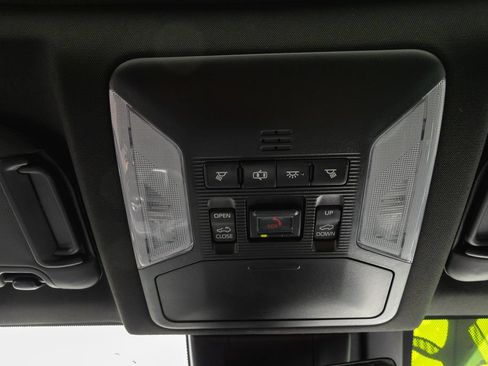 Certified 2020 Toyota RAV4 XSE w/ XSE Grade Weather Package AWD/4WD image 25