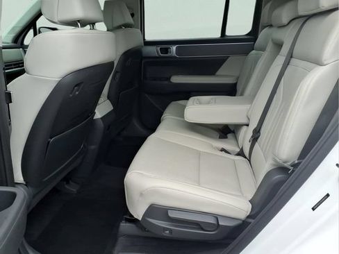 Used 2025 Hyundai Santa Fe SEL AWD/4WD image 21
