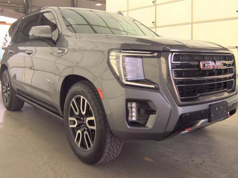 Used 2021 GMC Yukon AT4 w/ AT4 Premium Plus Package AWD/4WD image 1