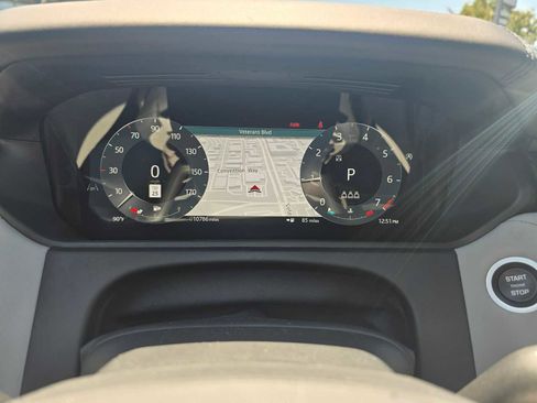 Used 2026 Land Rover Range Rover Velar Dynamic SE AWD/4WD image 26
