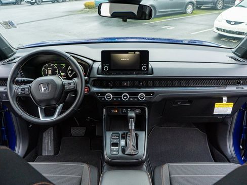 Certified 2025 Honda CR-V Sport image 22
