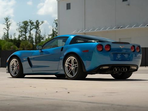 Used 2008 Chevrolet Corvette Z06 w/ Preferred Equipment Group RWD image 9