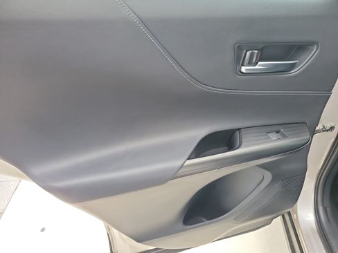 Certified 2024 Toyota Venza LE AWD/4WD image 13