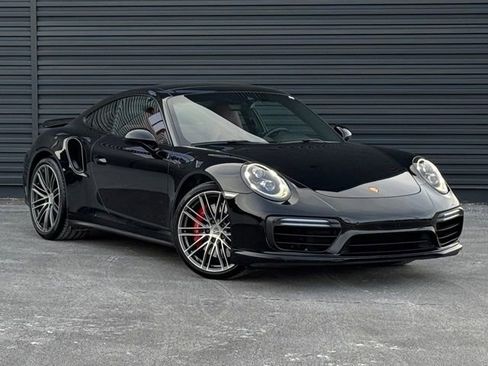 Used 2019 Porsche 911 Turbo image 9