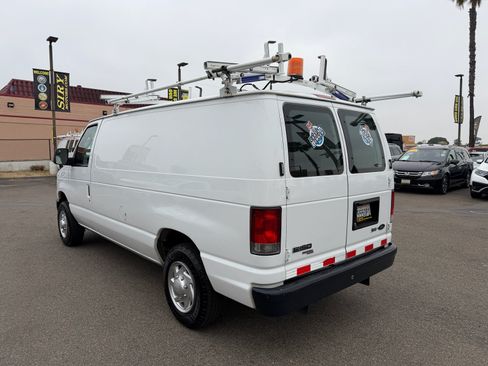 Used 2014 Ford E-150 and Econoline 150 w/ Power Group RWD image 5