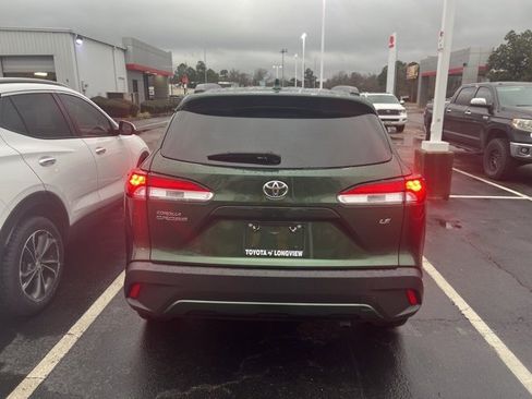 Certified 2023 Toyota Corolla Cross LE image 34