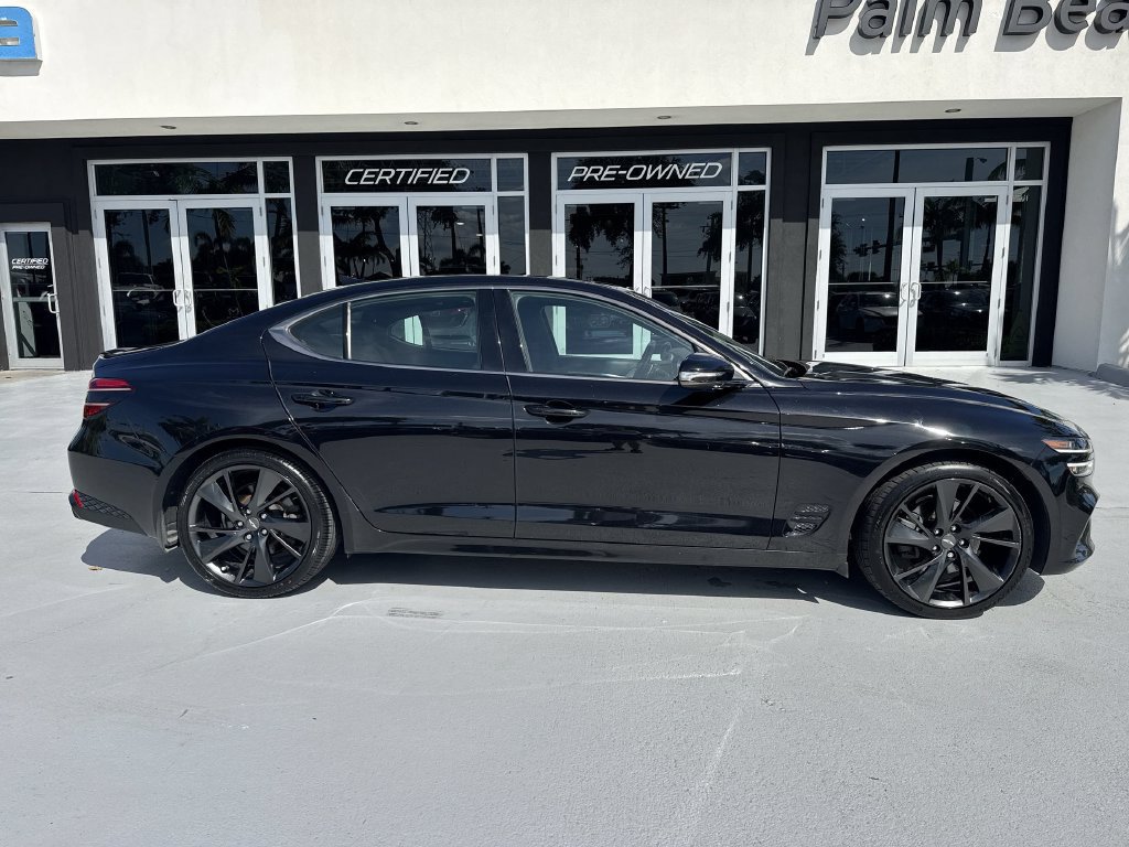 Used 2023 Genesis G70 2.0T w/ Sport Prestige Package AWD/4WD image 5