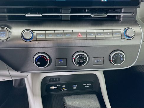 New 2026 Hyundai Kona SE image 13