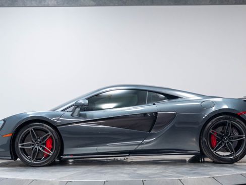 Used 2019 McLaren 570S Coupe RWD image 53