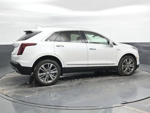 Used 2022 Cadillac XT5 Premium Luxury w/ Technology Package image 3